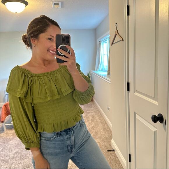 Ramy Brook Green Smocked Long Sleeve Crop Blouse Top Medium - Picture 2 of 10